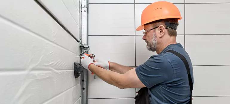Garage Door Repair in Port Charlotte